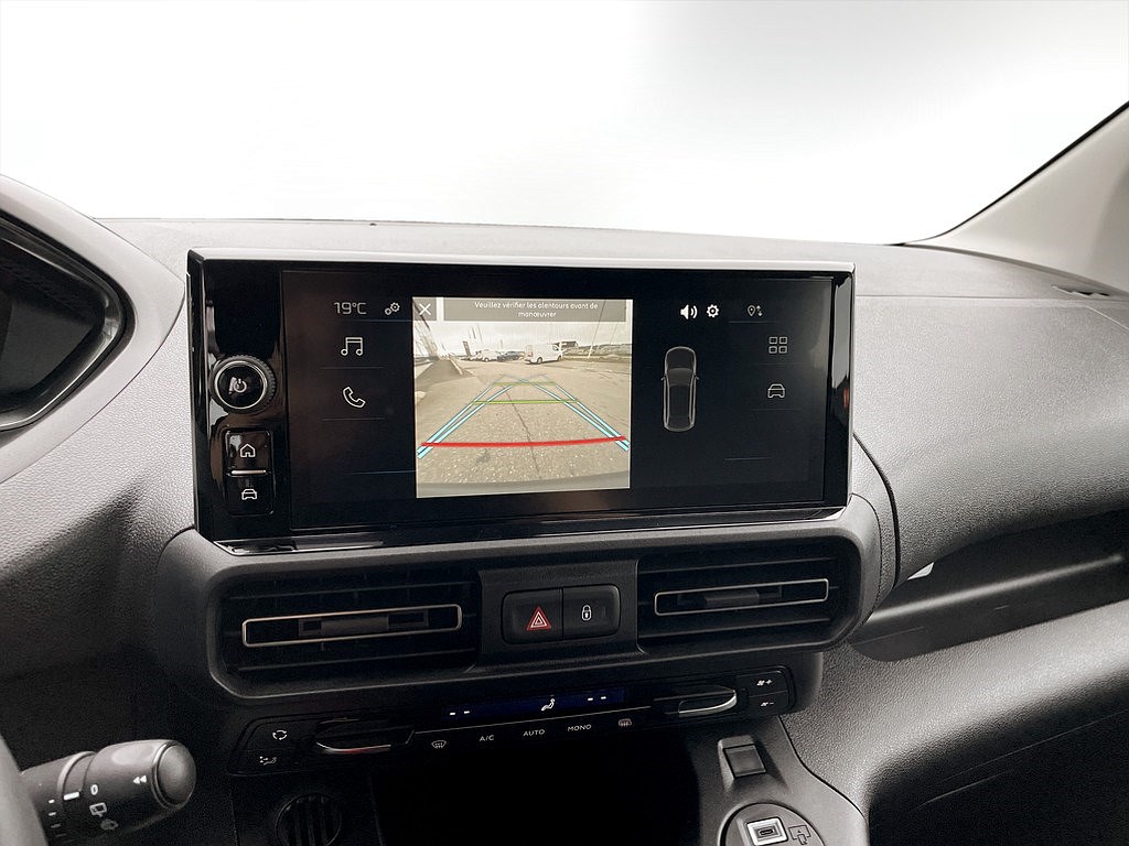 Bild på Crew Cab 1,5 BlueHDi 130hk Aut - EDITION! SERVICE & VINTERHJUL INGÅR!