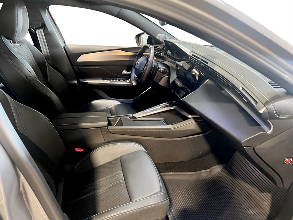 Bild på GT 1.2 PT 130hk Aut - B-KAMERA, RATTVÄRME