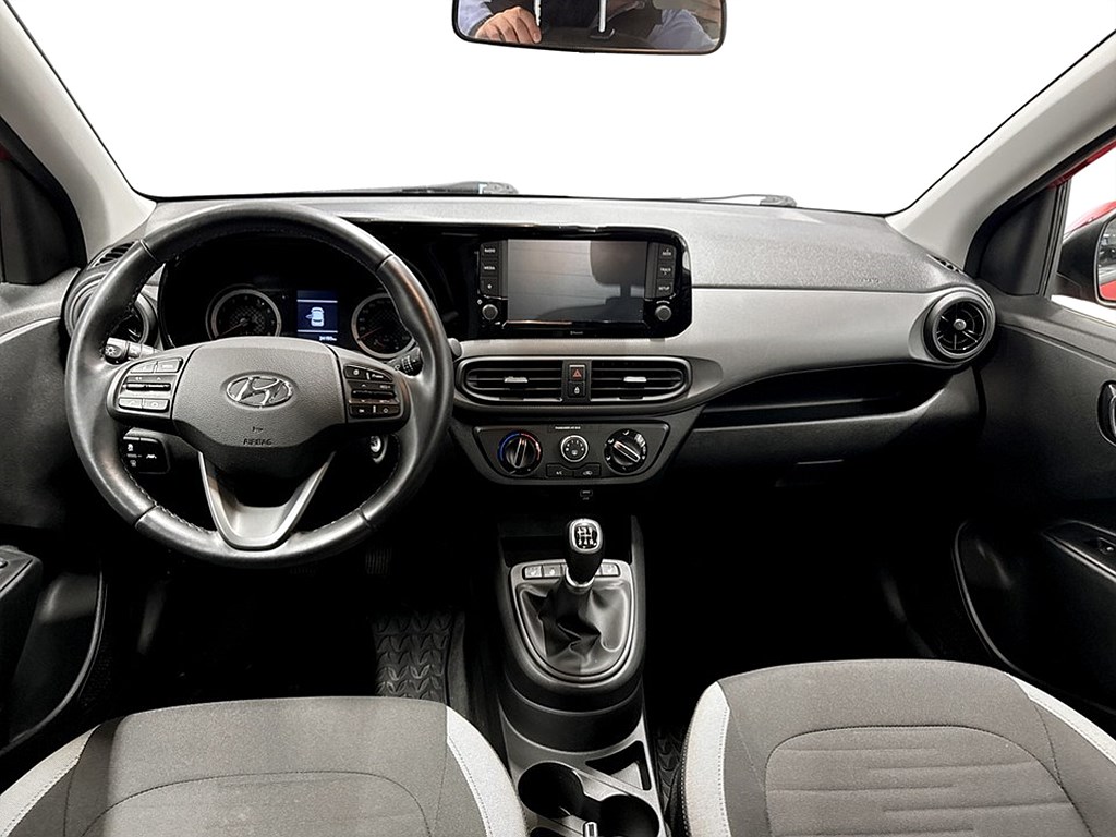 Bild på Essential N-Line 1.0 blue 67hk - CARPLAY, RATTVÄRME