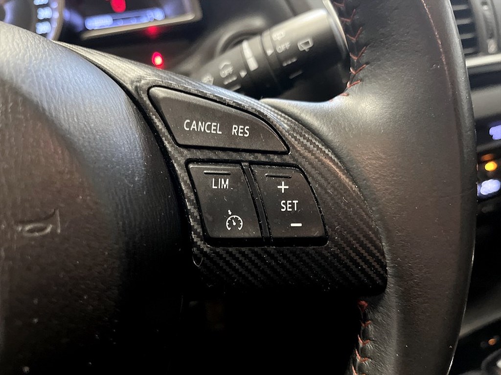 Bild på Sport Core 2.0 SKYACTIV-G 120hk Aut - FARTHÅLLARE