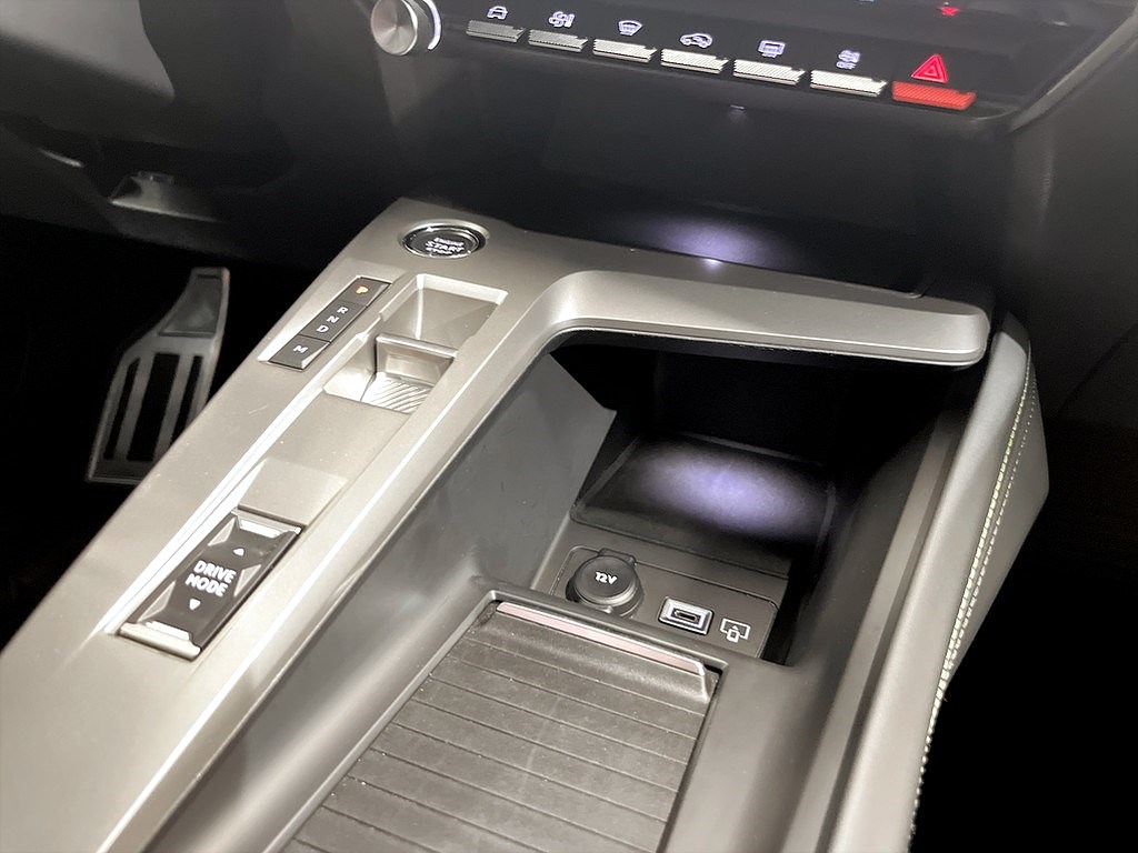 Bild på GT 1.2 PT 130hk Aut - B-KAMERA, CARPLAY