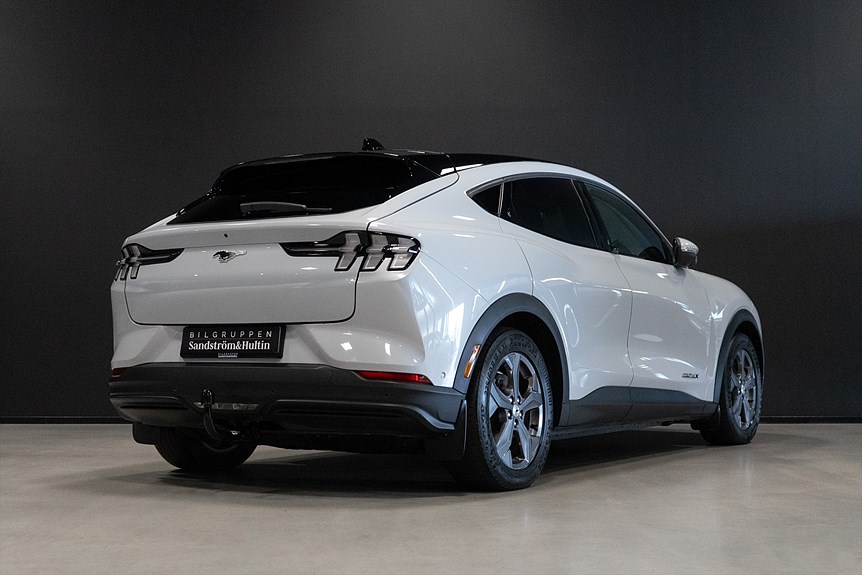 Ford Mustang Mach-E Long Range 294hk