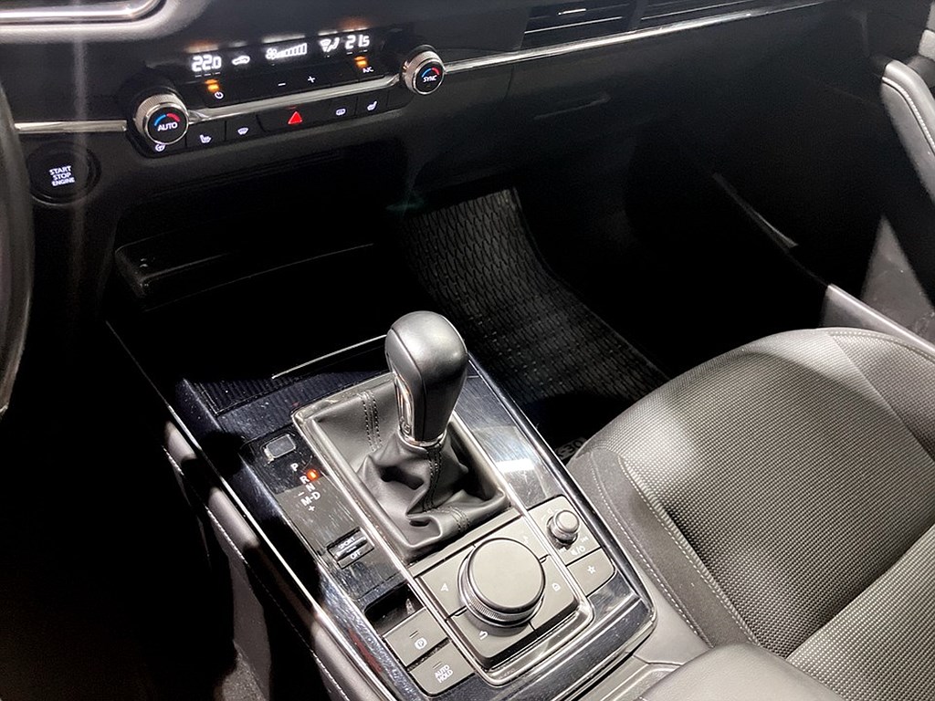 Bild på Sky 2.0 SKYACTIV-X M Hybrid 150hk Aut - B-KAMERA, CARPLAY