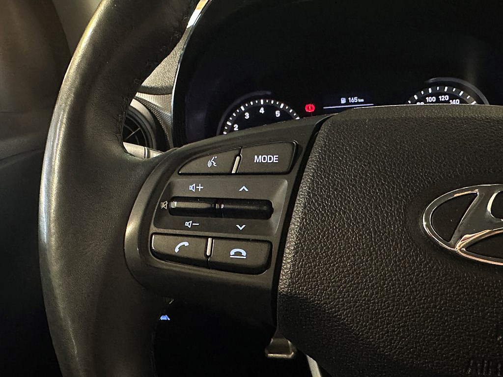 Bild på Essential 1.0 67hk - CARPLAY, RATTVÄRME