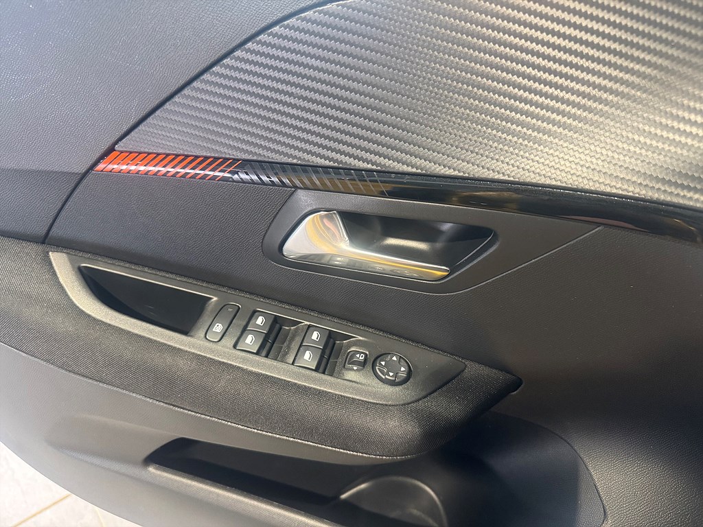 Bild på Active Pack 50kWh 136hk Aut - CARPLAY