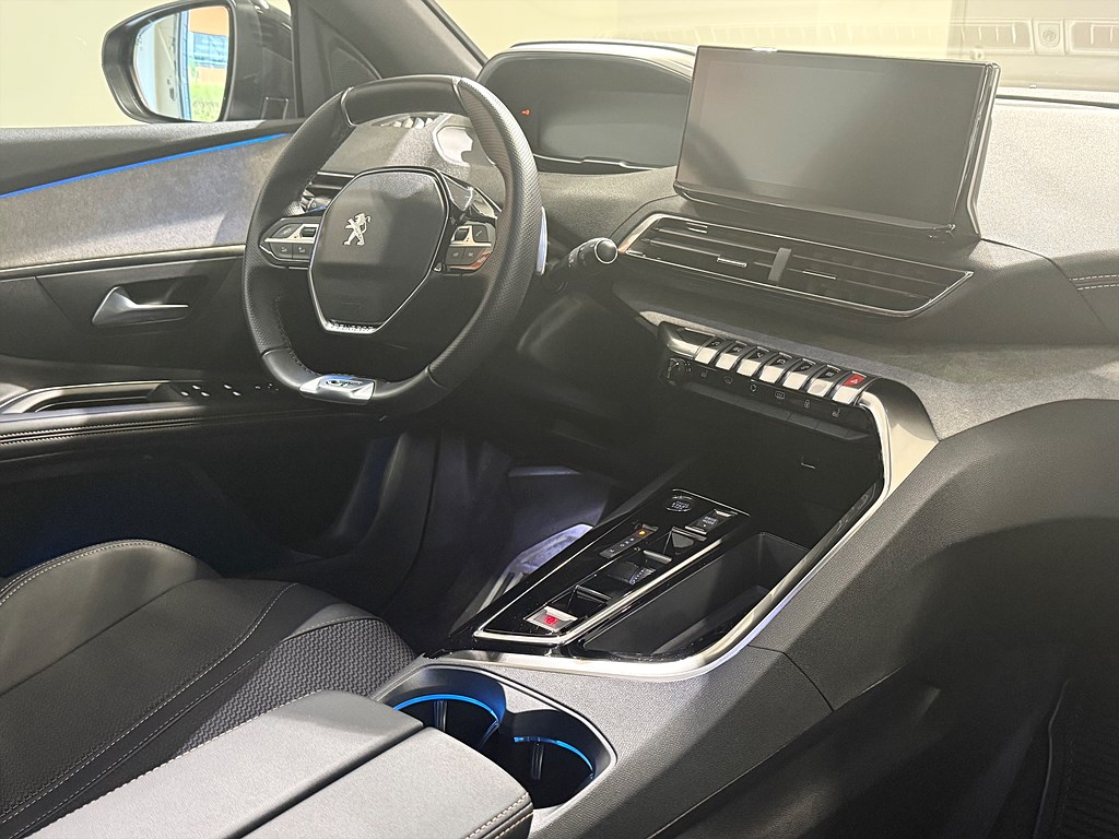 Bild på GT 1.2 PT 130hk Aut - B-KAMERA, CARPLAY