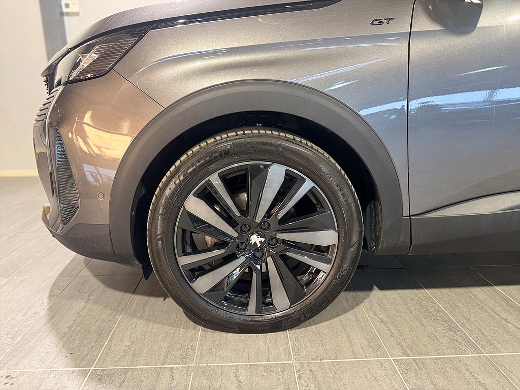 Bild på GT BLACK PACK 1.2 PT 130hk Aut - PEUGEOT APPROVED