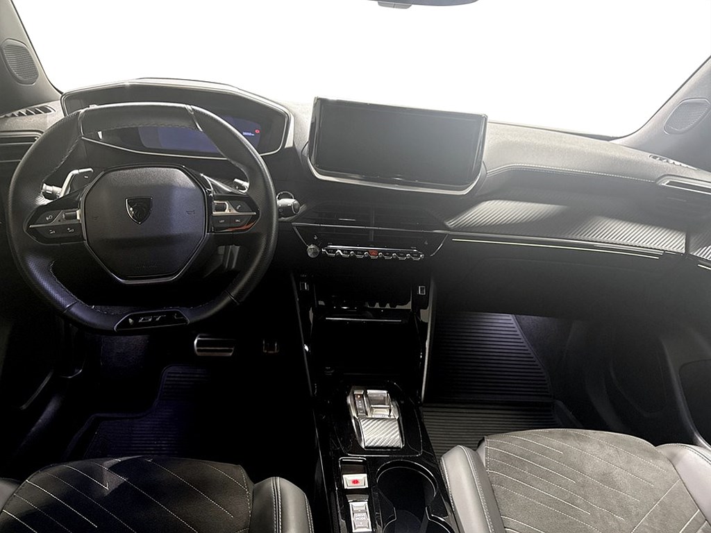 Bild på GT 1.2 PT 130hk Aut - B-KAMERA, CARPLAY
