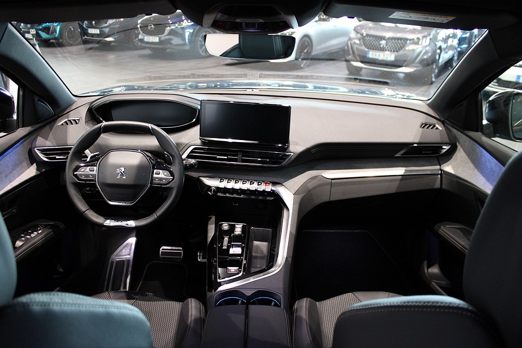Bild på GT 1.2 PT 130hk Aut - 7-SITS,B-KAMERA,CARPLAY