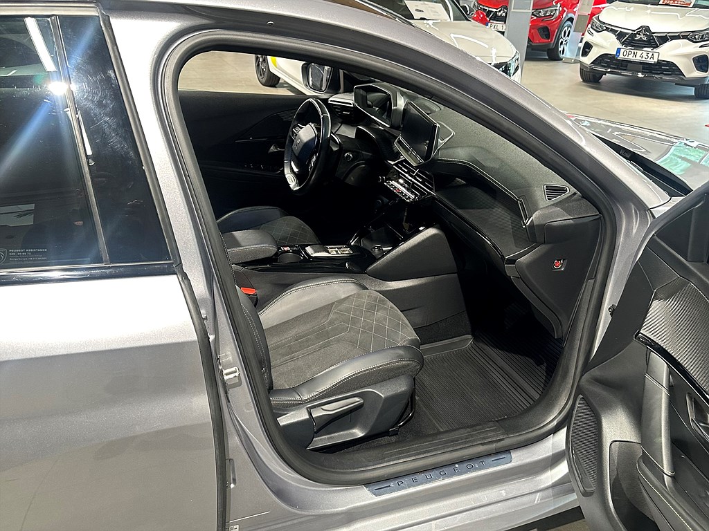 Bild på GT 50kWh 136hk Aut - B-KAMERA, NAVI, CARPLAY