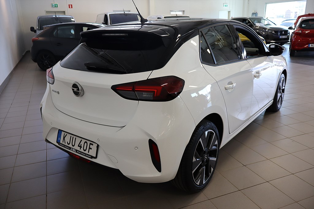 Bild på Designline 50kWh 136hk Aut - B-KAMERA, CARPLAY