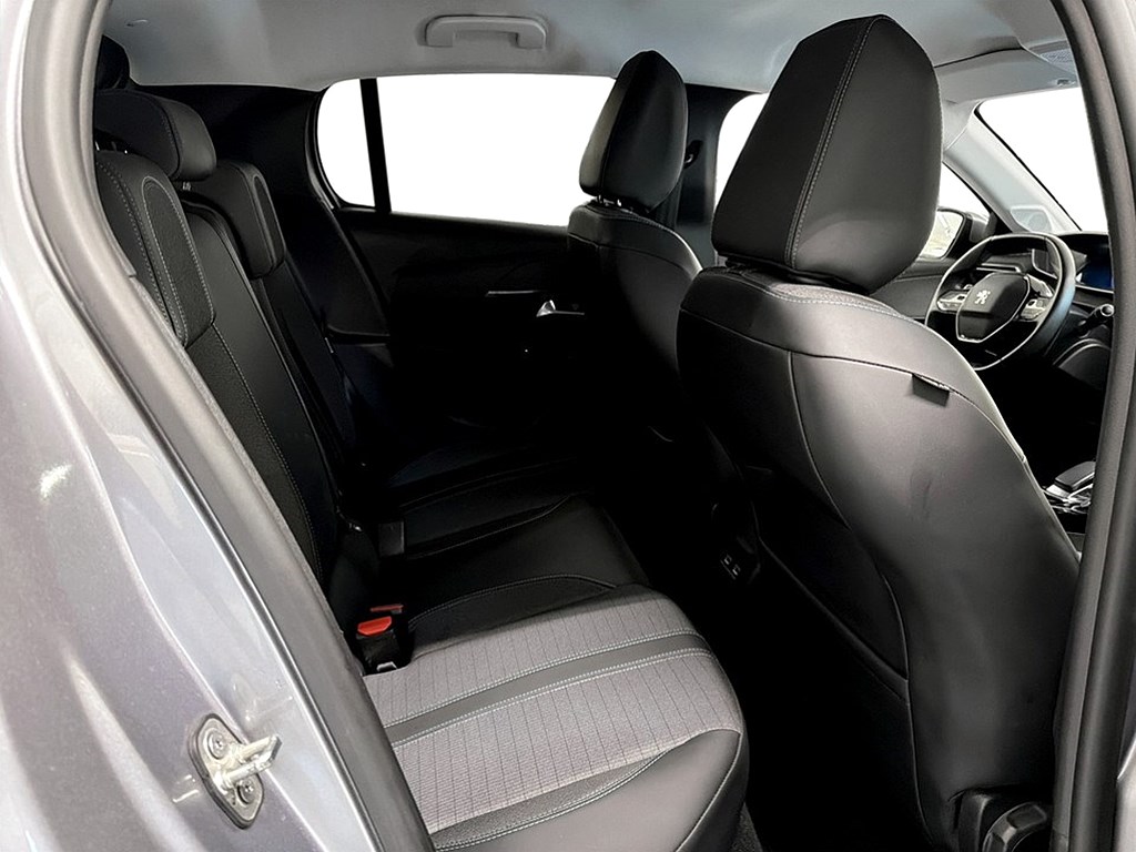 Bild på Allure Pack 50kWh 136hk Aut - B-KAMERA, NAVI