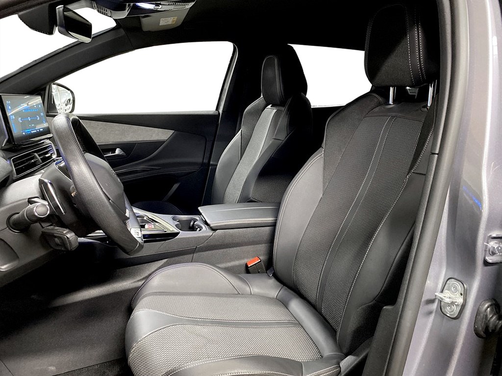 Bild på GT 1.2 PT 130hk Aut - B-KAMERA, CARPLAY