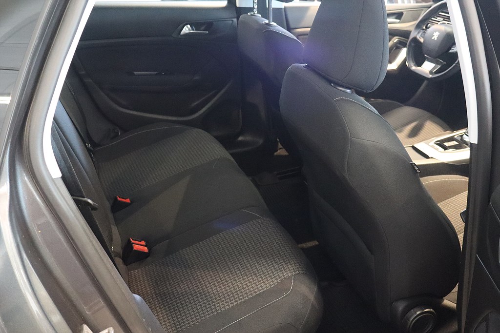 Bild på SW Active 1.2 PT 130hk Aut - CARPLAY, BACKSENSORER