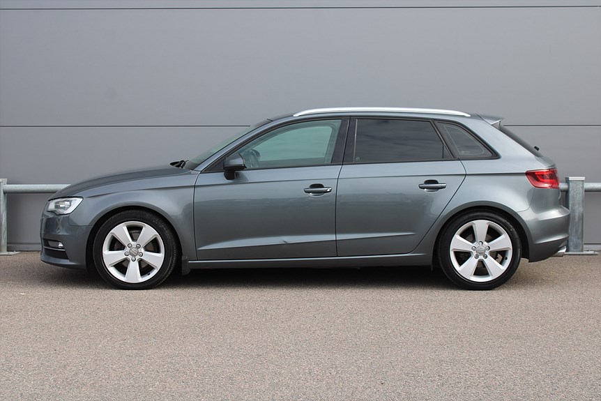 Audi A3 SB 2.0 TDI 150hk Sportpaket 2-Brukare Kamrem bytt