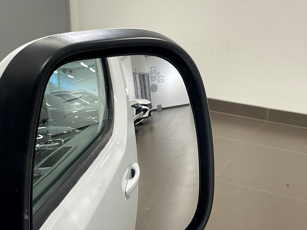 Bild på Business PRO+ 1.6 BHDi 115hk L2 - WEBASTO, B-KAMERA, KAMREM BYTT, NYSERVAD