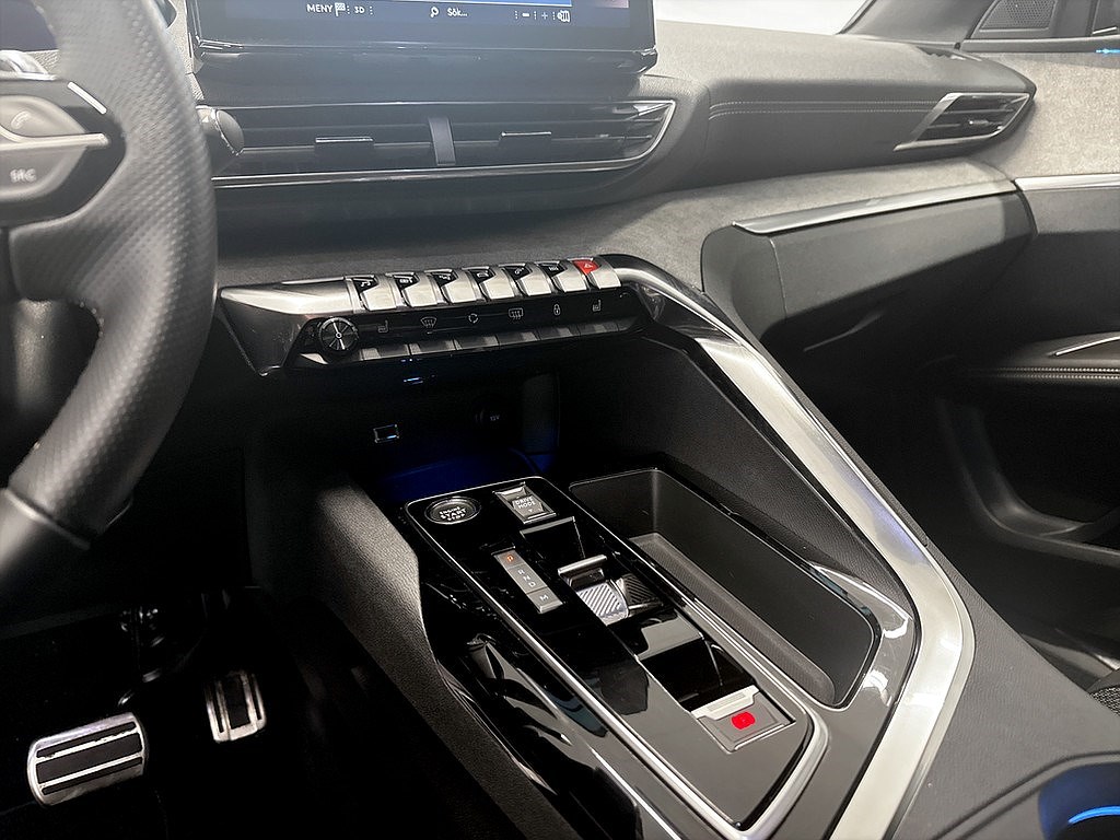 Bild på GT 1.2 PT 130hk Aut - B-KAMERA, CARPLAY