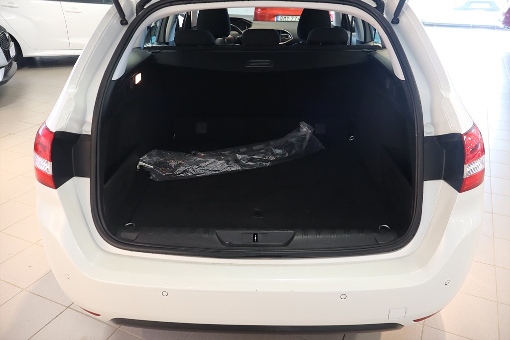 Bild på SW Active 1.2 PT 130hk Aut - CARPLAY,FARTHÅLLARE