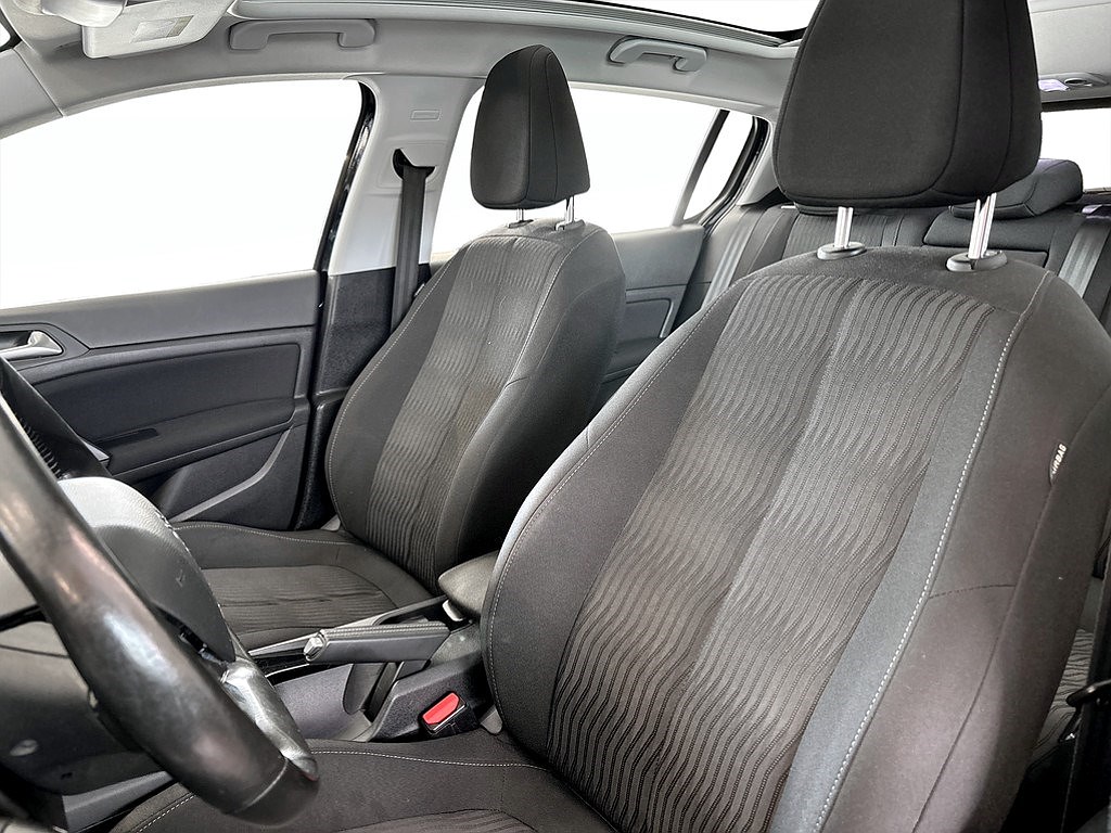 Bild på 5D Active 1.6 THP 125hk - PANO, NAVI