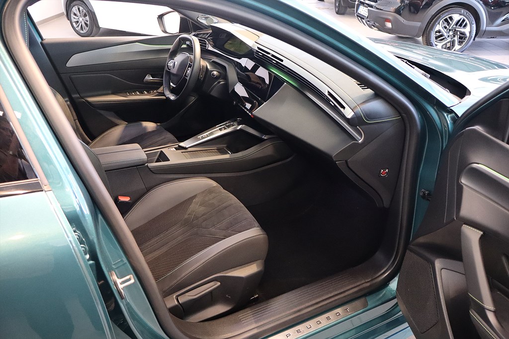 Bild på SW GT 1.2 PT 130hk Aut - B-KAMERA, CARPLAY, NAV