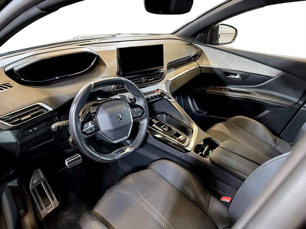 Bild på GT 1.2 PT 130hk Aut - B-KAMERA,CARPLAY,1 ÄGARE