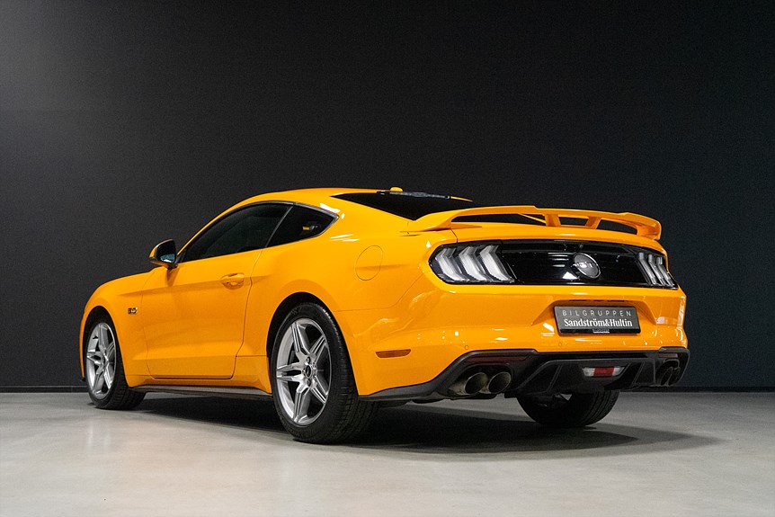 Ford Mustang Fastback GT 5.0 V8 450hk