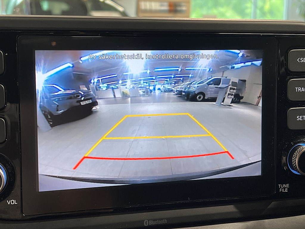 Bild på Essential 1.2 MPi 84hk - B-KAMERA, CARPLAY, 1 ÄGARE