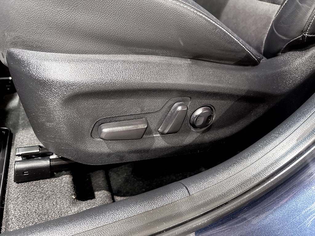 Bild på Advance Plus PHEV 1.6 141hk Aut - DRAG,M-VÄRM,B-KAM