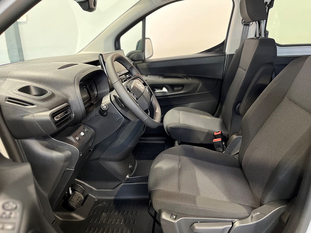 Bild på Crew Cab 130hk Aut - DEMO