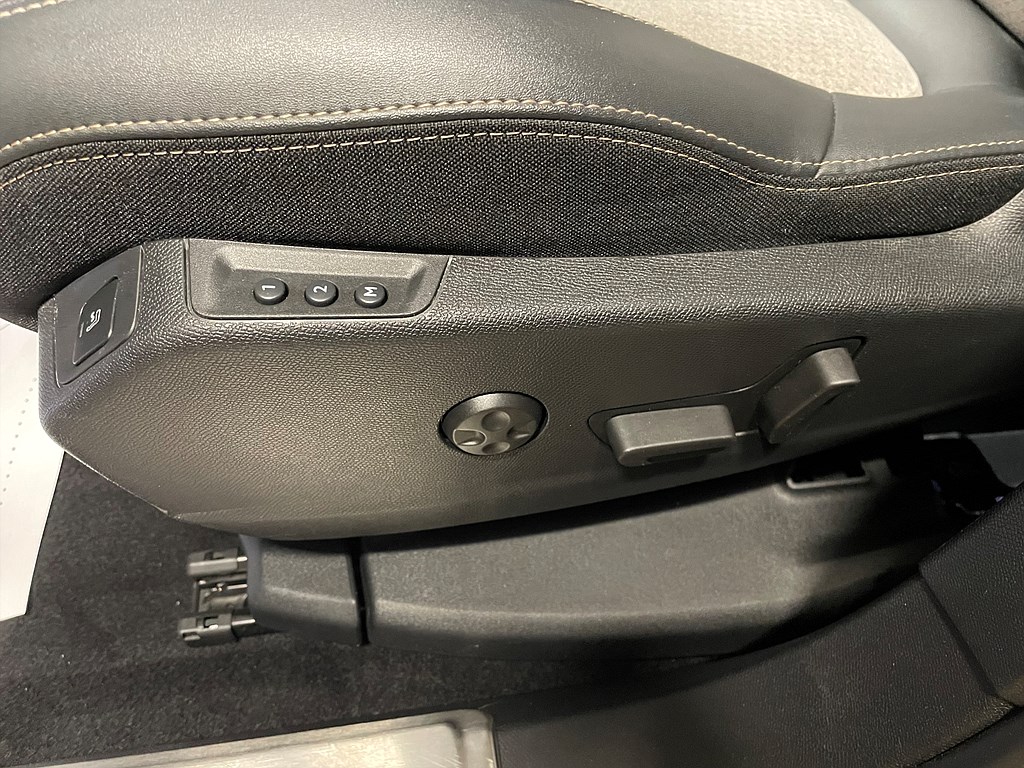 Bild på GT Hybrid4 300hk Aut AWD - 360-KAMERA, CARPLAY