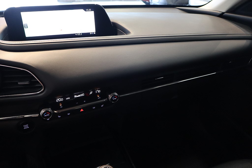 Bild på SKY 2.0 SKYACTIV-X M Hybrid 150hk - B-KAMERA, CARPLAY