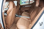 Porsche Panamera GTS Sv-såld Värmare 18Mån garanti