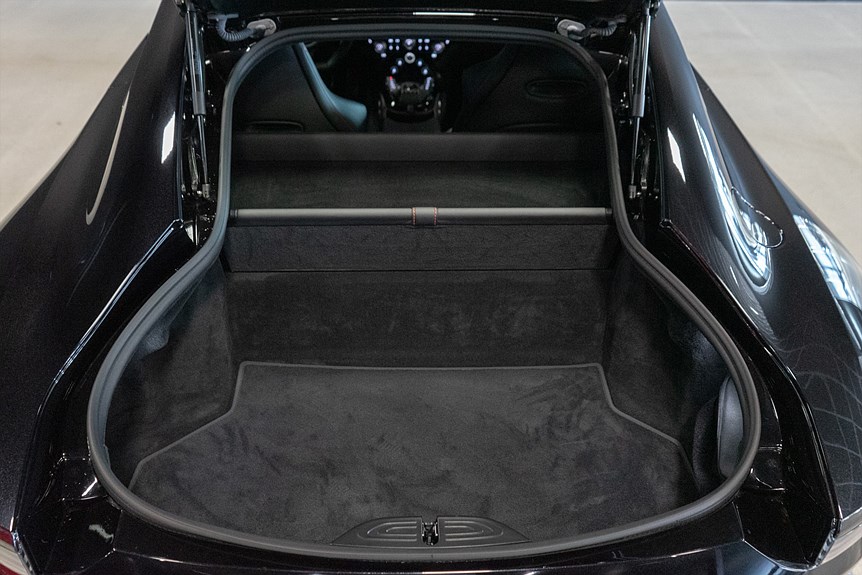 Aston Martin Vantage Coupé 4.0 V8 510hk