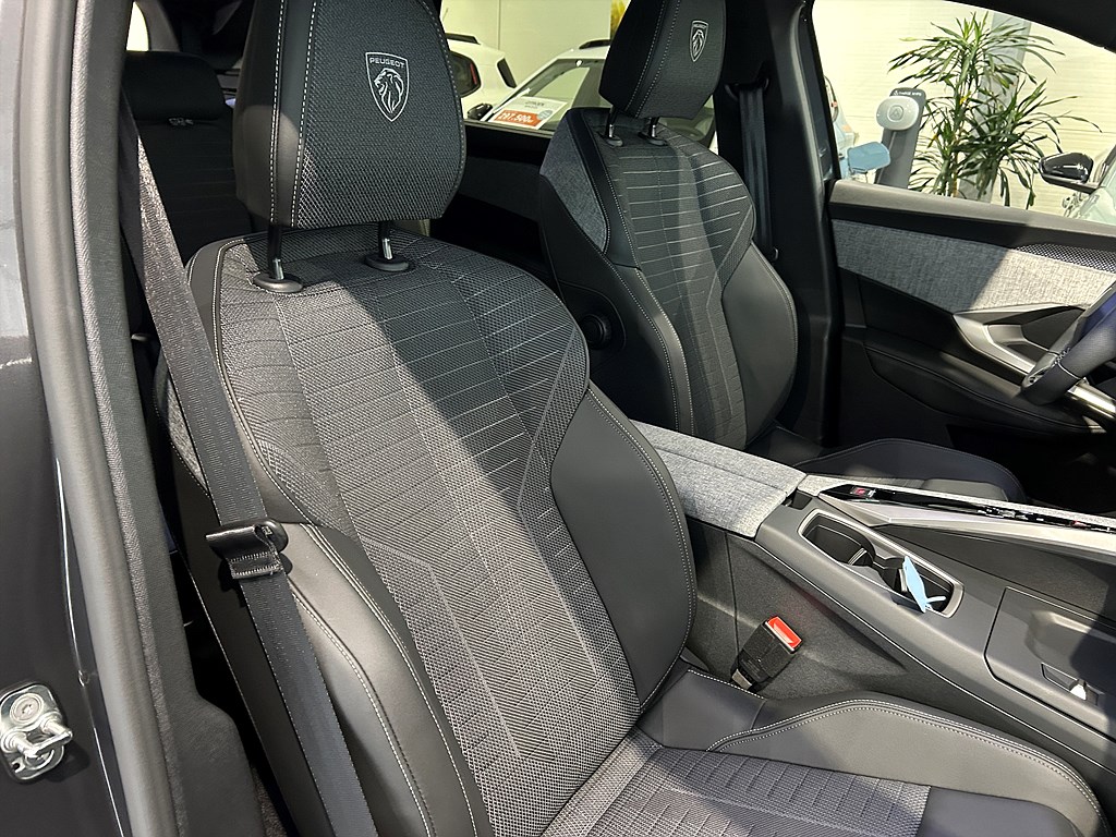 Bild på GT Hybrid 145hk Aut - 7-SITS,B-KAMERA,NAV