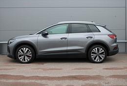 Audi Q4 40 e-tron Adaptiv farth/ Matrix LED/ Komfort nyckel