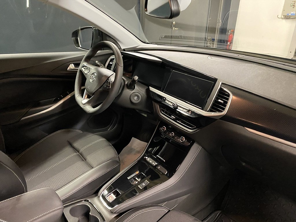Bild på GS-Line 1.2 Turbo 130hk Aut - B-KAMERA, CARPLAY