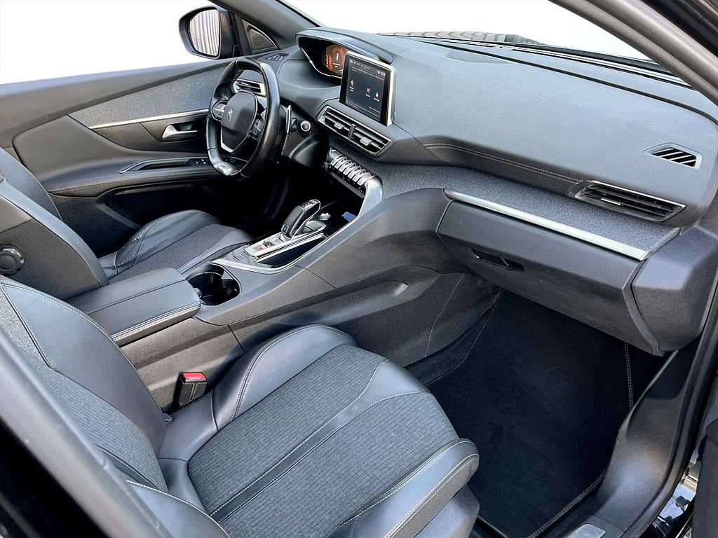 Bild på GT-Line 1.2 PT 130hk Aut - B-KAMERA, CARPLAY