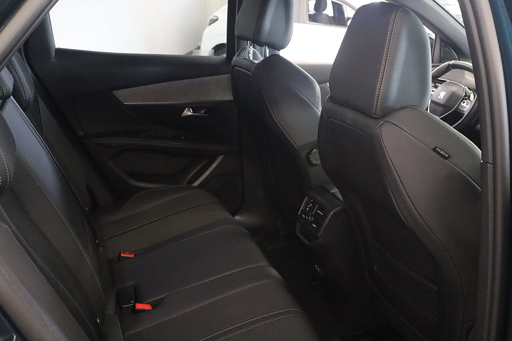 Bild på GT 1.2 PT 130hk Aut - B-KAMERA, CARPLAY