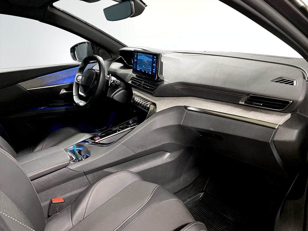Bild på GT Black Pack 1.2 PT 130hk Aut - B-KAMERA, CARPLAY