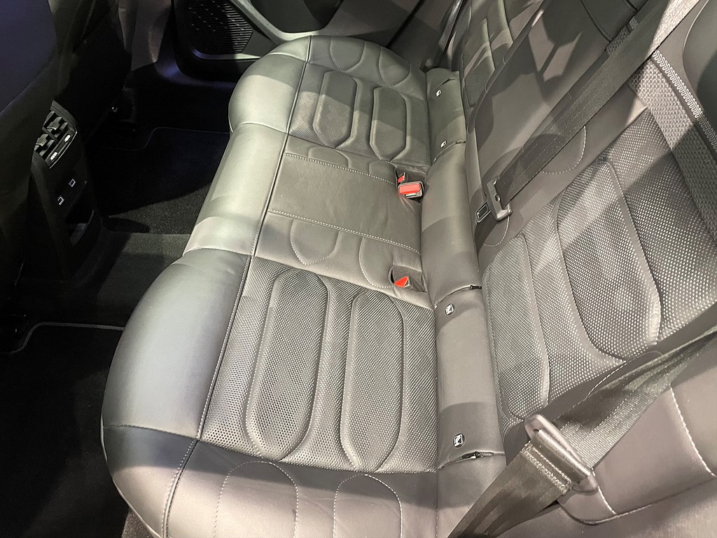 Bild på Shine Exclusive PHEV 225hk Aut - B-KAMERA, CARPLAY