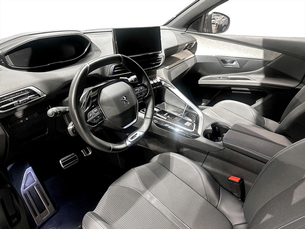 Bild på GT 1.2 PT 130hk Aut - B-KAMERA,NAVI,CARPLAY