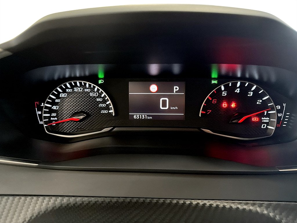 Bild på Active Pack 1.2 PT 100hk Aut - CARPLAY, BACKSENSORER