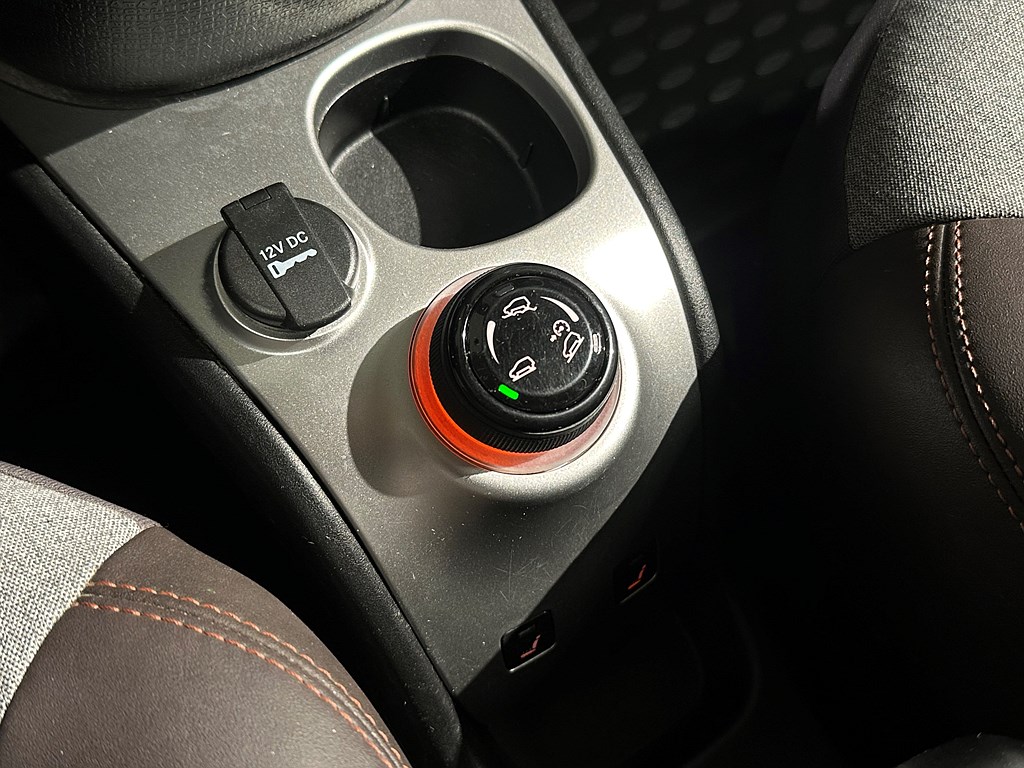 Bild på Cross 0.9 TwinAir 90hk AWD - M-VÄRM, DRAG, AUX