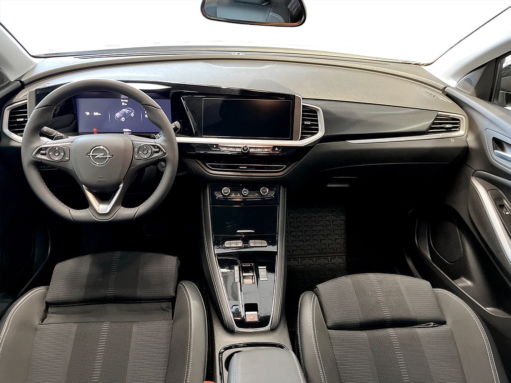 Bild på GS 1.2 PT 130hk Aut - B-KAMERA, CARPLAY