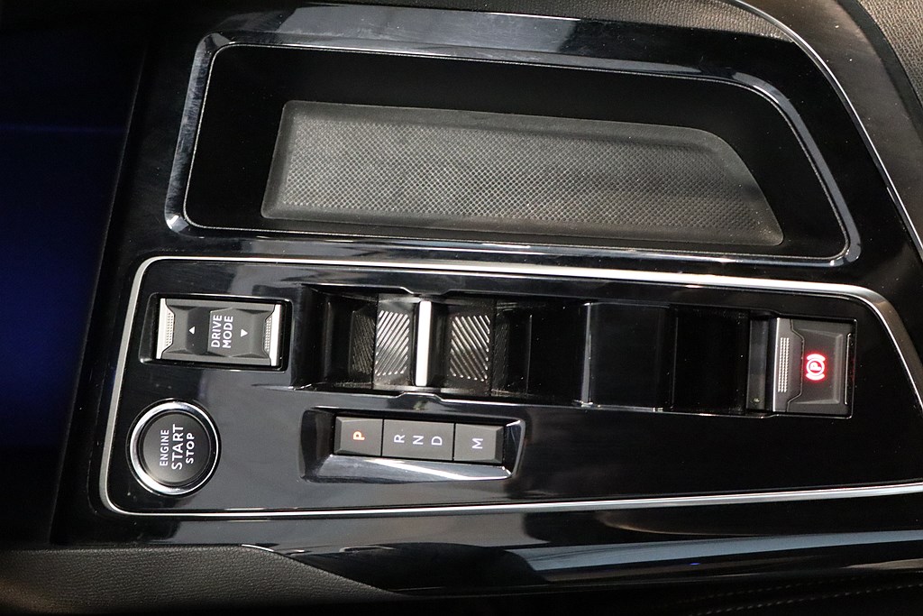 Bild på GT 1.2 PT 130hk Aut - B-KAMERA, CARPLAY