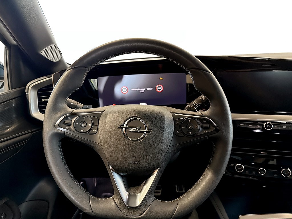 Bild på Ultimate 1.2 Turbo 130hk Aut - B-KAMERA, CARPLAY