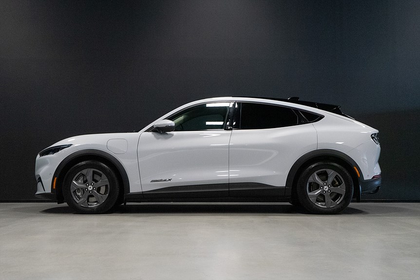 Ford Mustang Mach-E Long Range 294hk