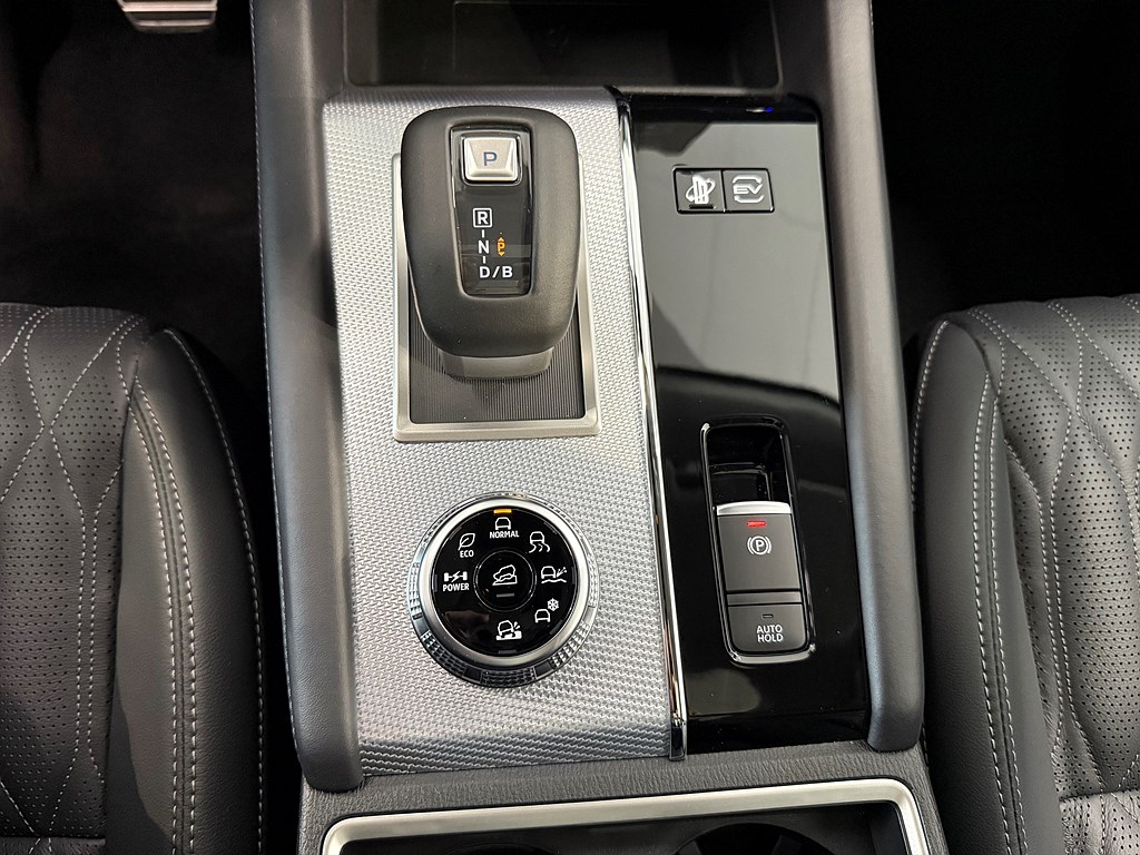 Bild på Instyle PHEV Aut 4WD - DEMO