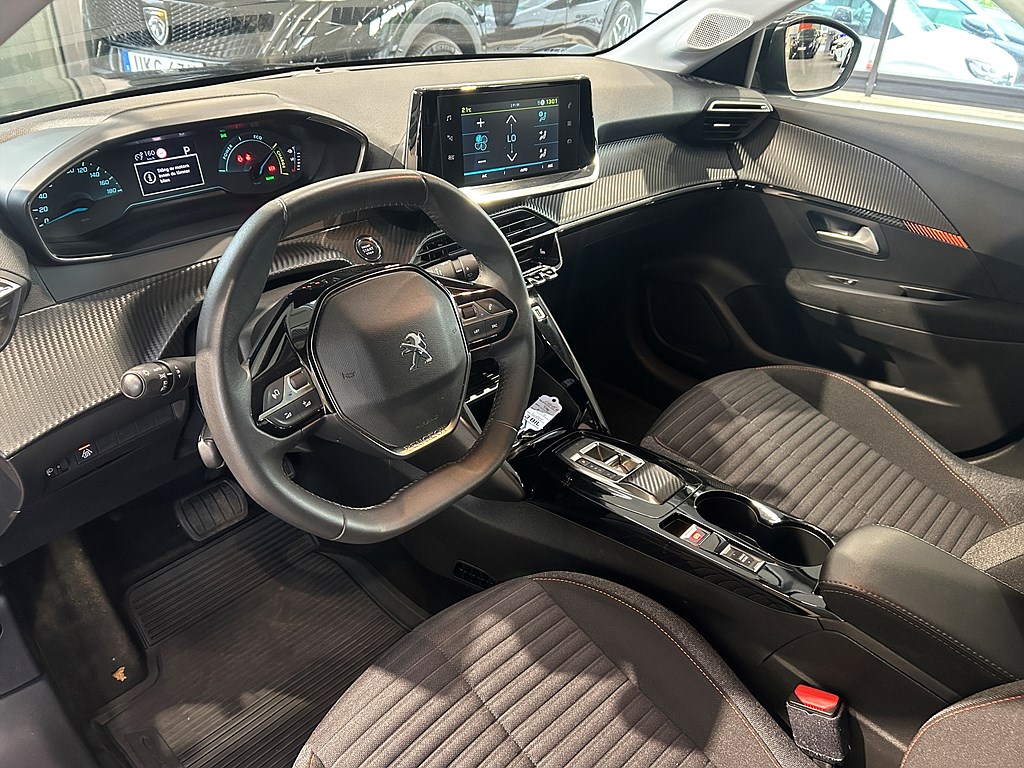 Bild på Active 50kWh 136hk Aut - CARPLAY, BACKSENSORER