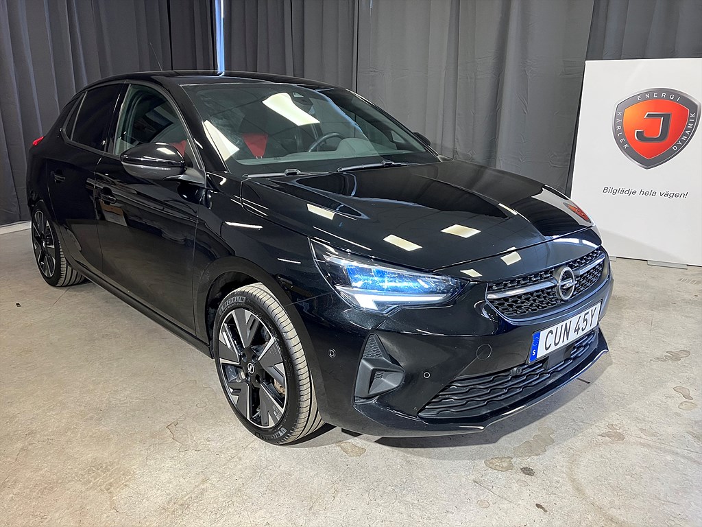 Bild på GSI 50kWh 136hk Aut - B-KAMERA, CARPLAY, NAV